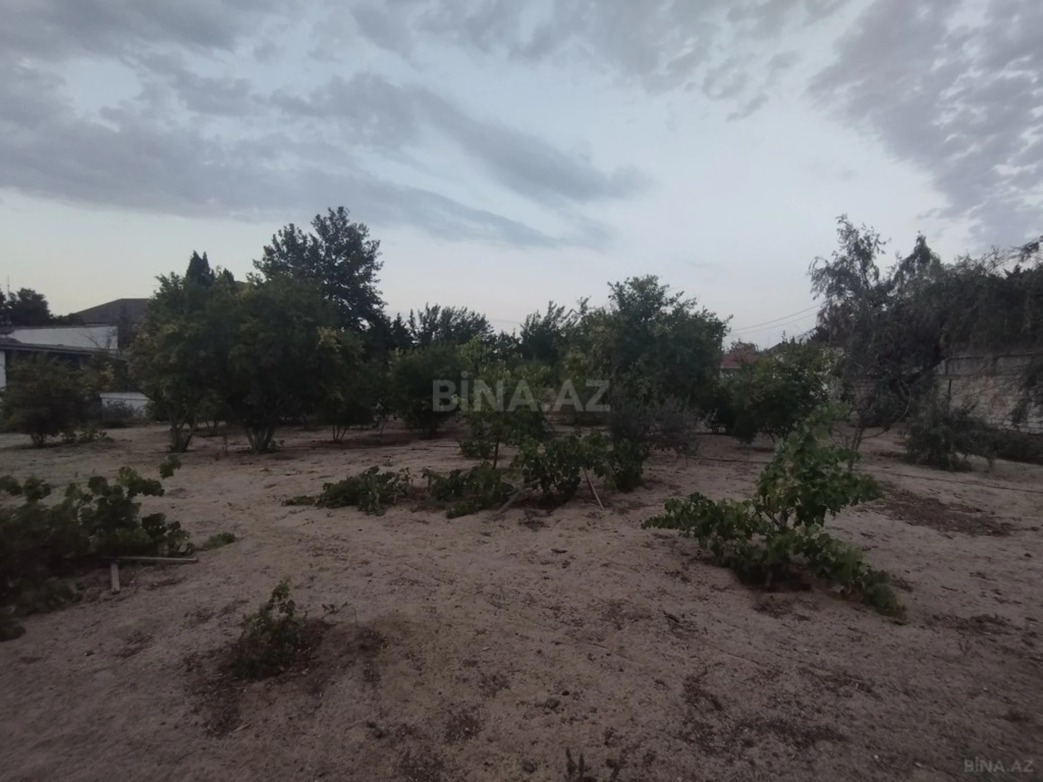 Satılır torpaq sahəsi 25 m²