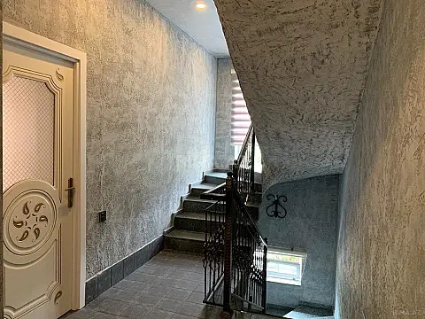 Satılır 6 otaqlı həyət evi 167 m²