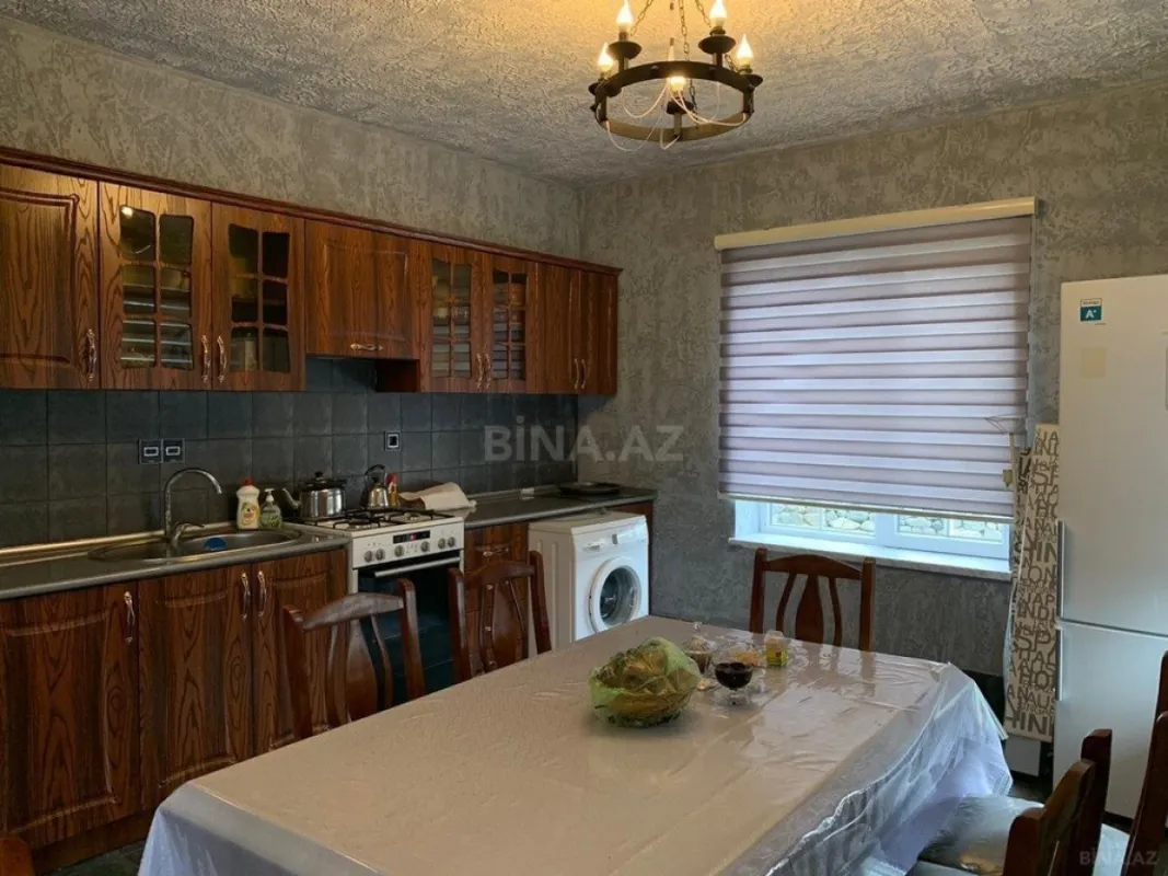 Satılır 6 otaqlı həyət evi 167 m²