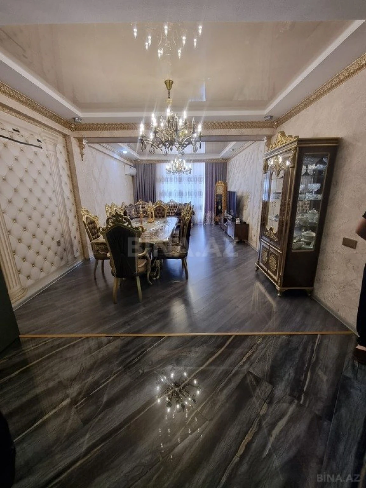 Satılır 3 otaqlı mənzil 120 m²