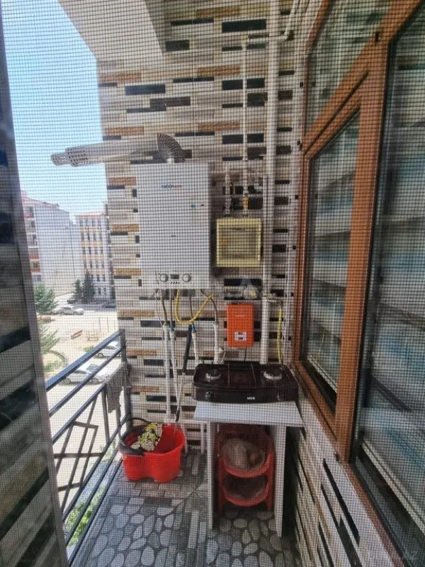 Satılır 3 otaqlı mənzil 120 m²