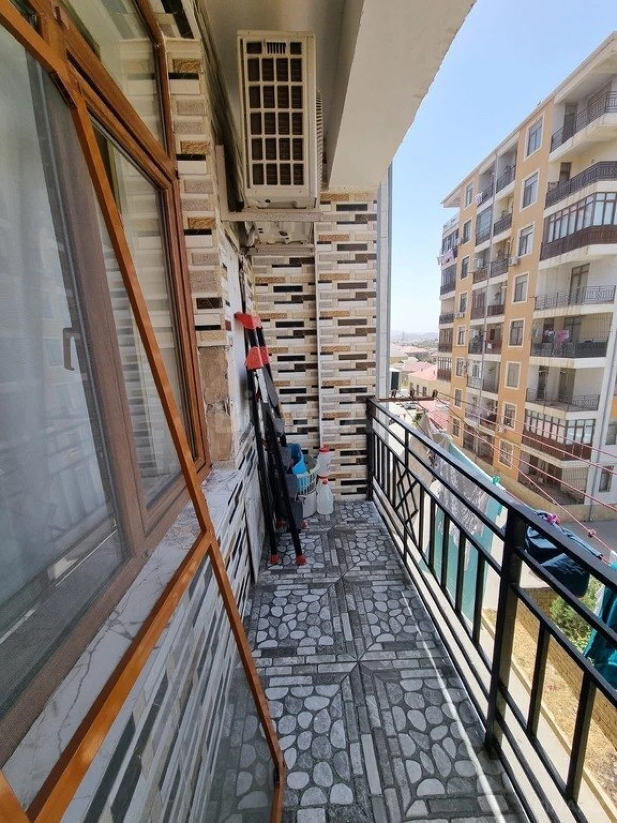 Satılır 3 otaqlı mənzil 120 m²