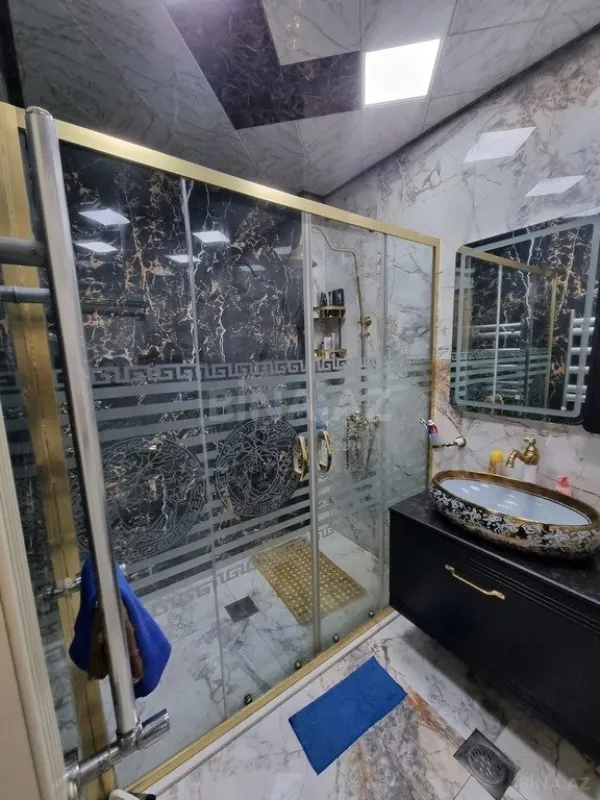 Satılır 3 otaqlı mənzil 120 m²