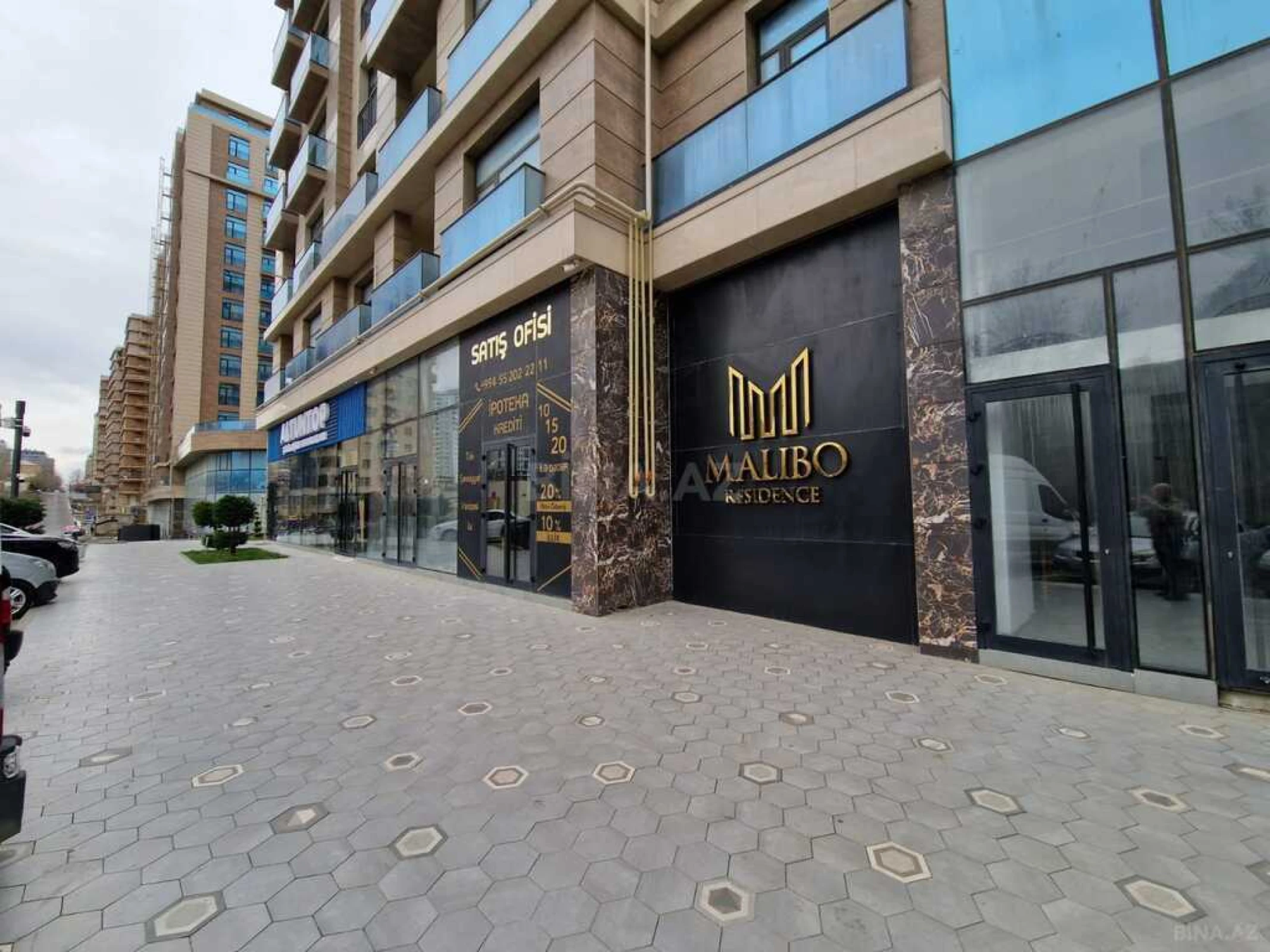 Satılır 3 otaqlı mənzil 119 m²