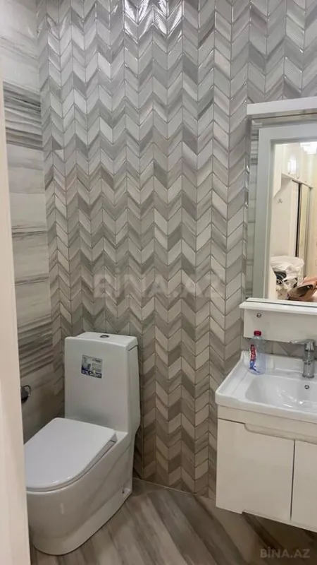 Satılır 2 otaqlı mənzil 102 m²