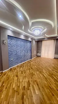 Satılır 2 otaqlı mənzil 102 m²