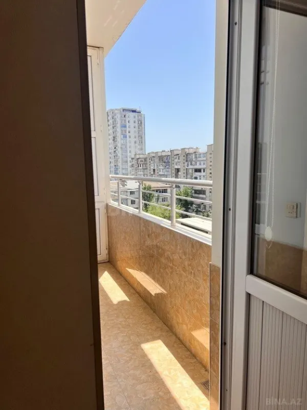 Satılır 3 otaqlı mənzil 125 m²