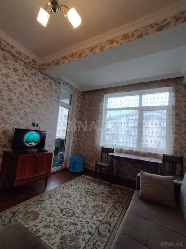 Satılır 2 otaqlı mənzil 62 m²