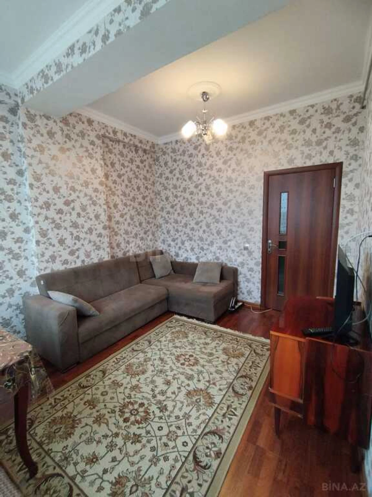 Satılır 2 otaqlı mənzil 62 m²