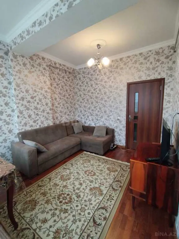 Satılır 2 otaqlı mənzil 62 m²