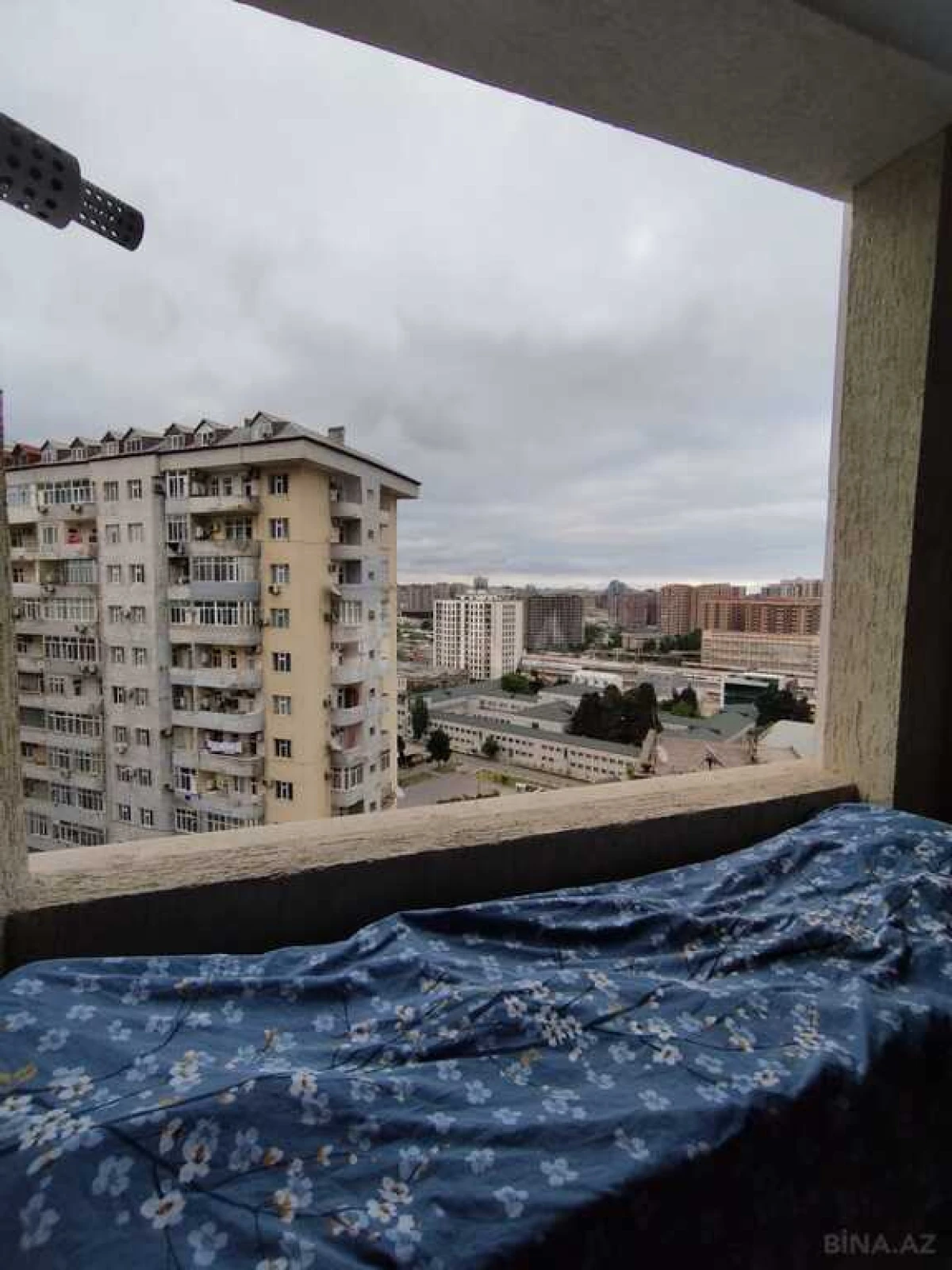 Satılır 2 otaqlı mənzil 62 m²