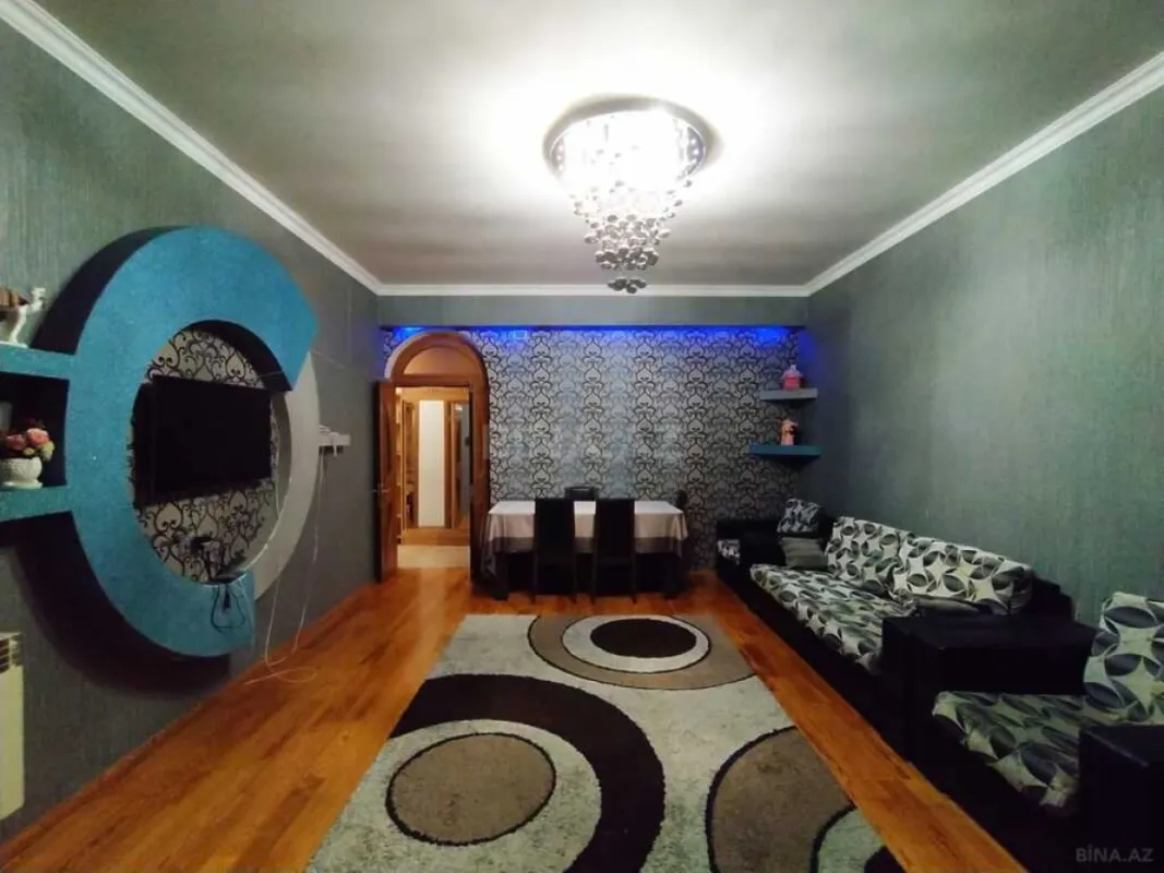 Satılır 2 otaqlı mənzil 72 m²