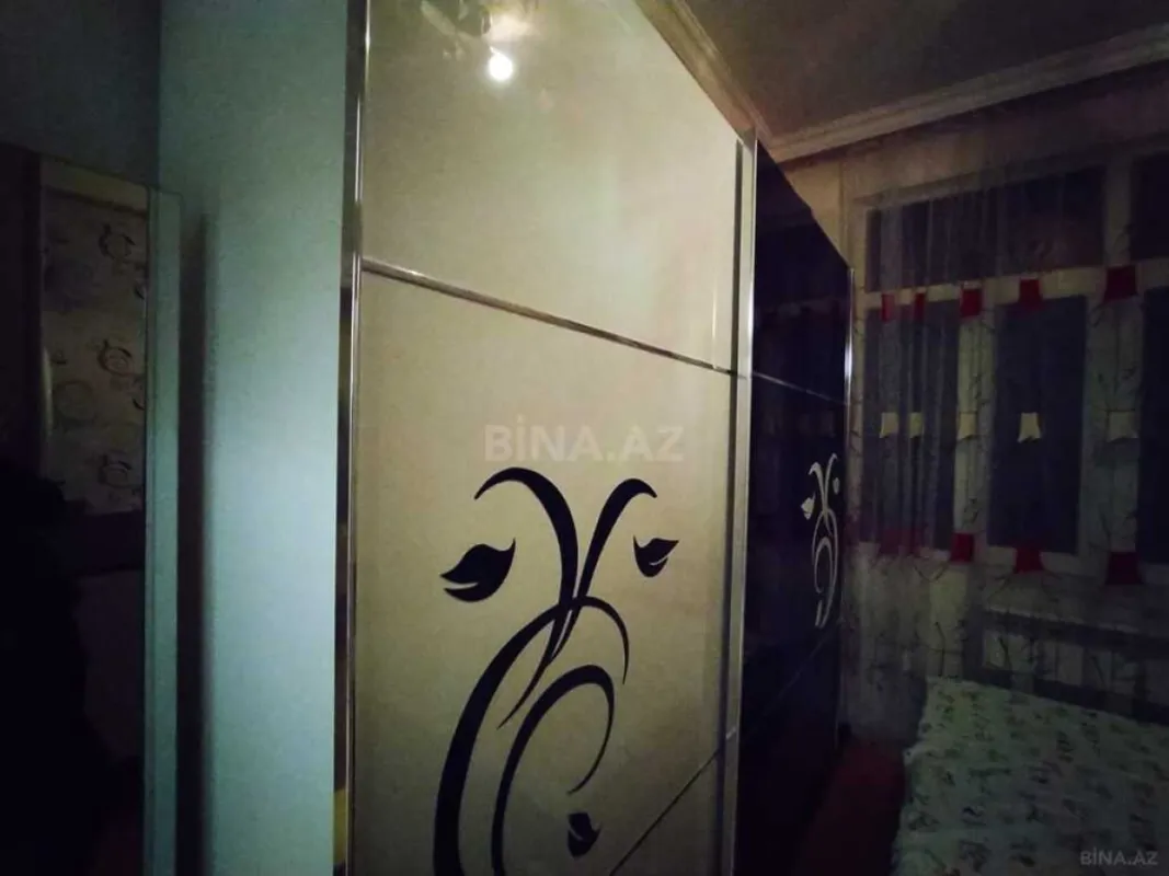 Satılır 2 otaqlı mənzil 72 m²