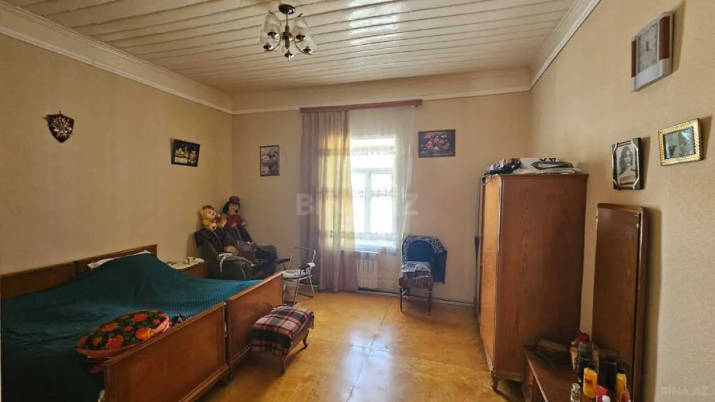 Satılır 5 otaqlı mənzil 117 m²