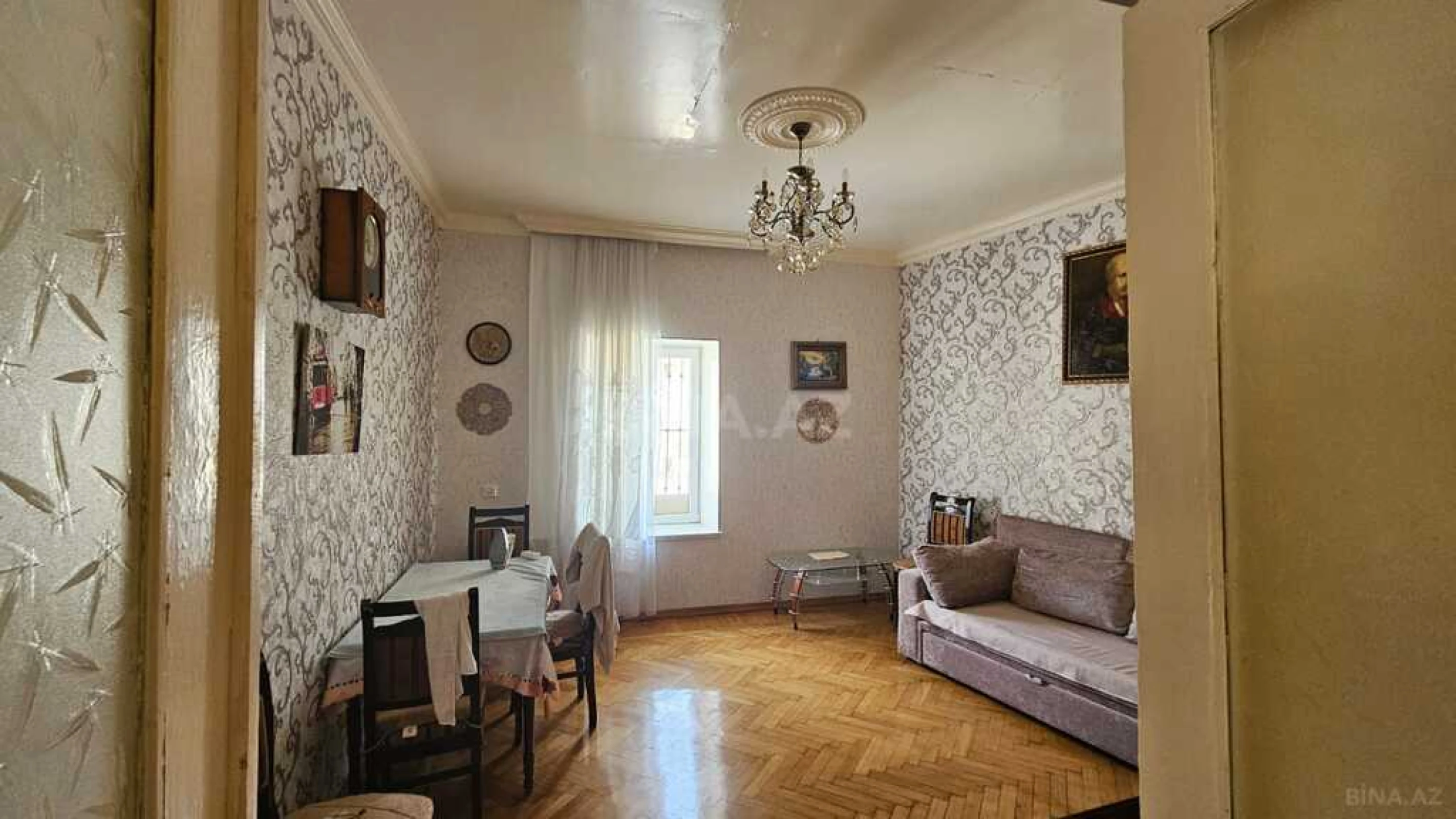 Satılır 5 otaqlı mənzil 117 m²