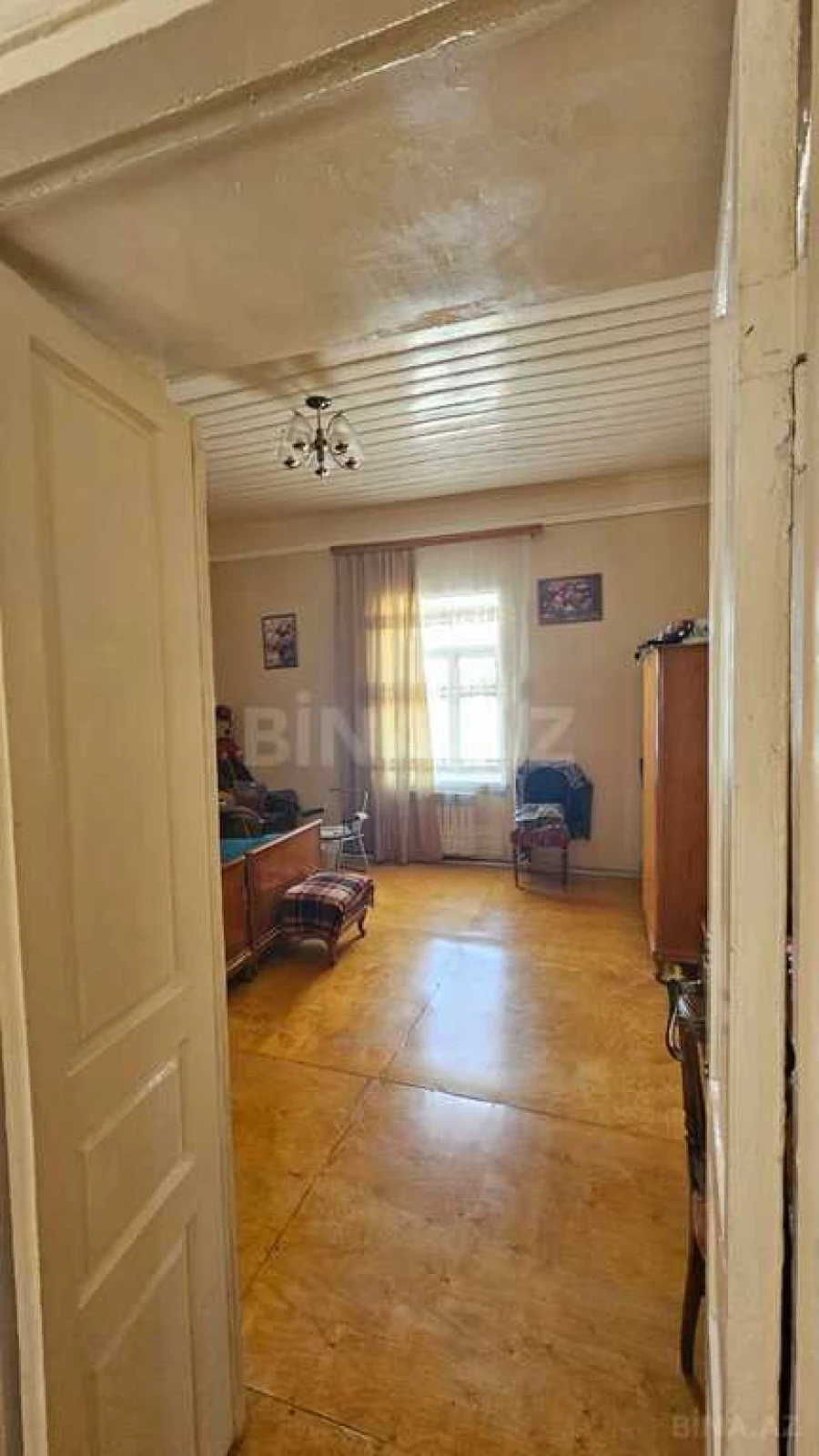 Satılır 5 otaqlı mənzil 117 m²
