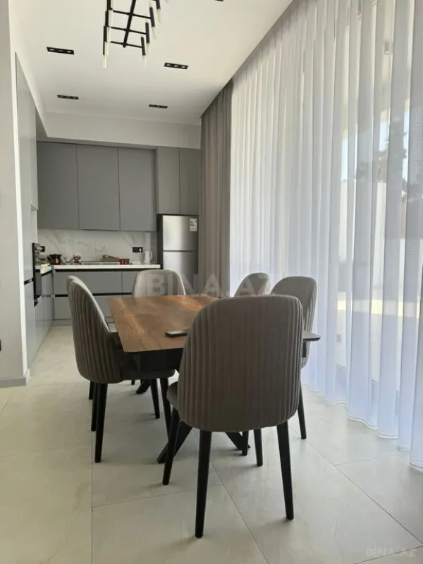 Kirayə verilir 4 otaqlı həyət evi 220 m²