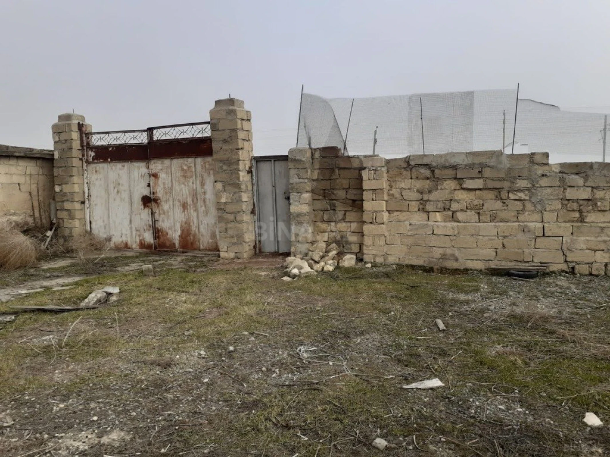 Satılır torpaq sahəsi 200 m²