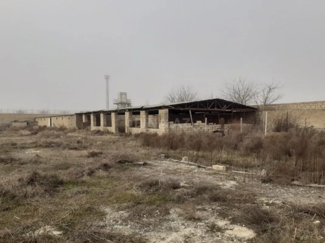 Satılır torpaq sahəsi 200 m²