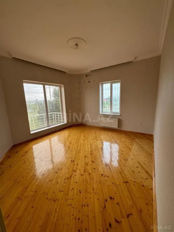 Satılır 5 otaqlı həyət evi 350 m²