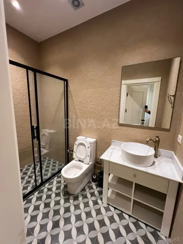 Kirayə verilir 5 otaqlı həyət evi 420 m²