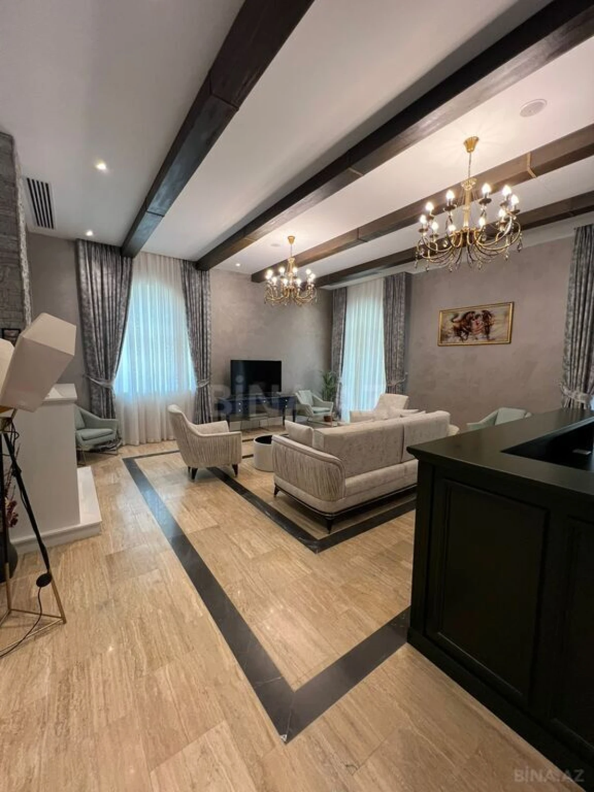 Kirayə verilir 5 otaqlı həyət evi 420 m²