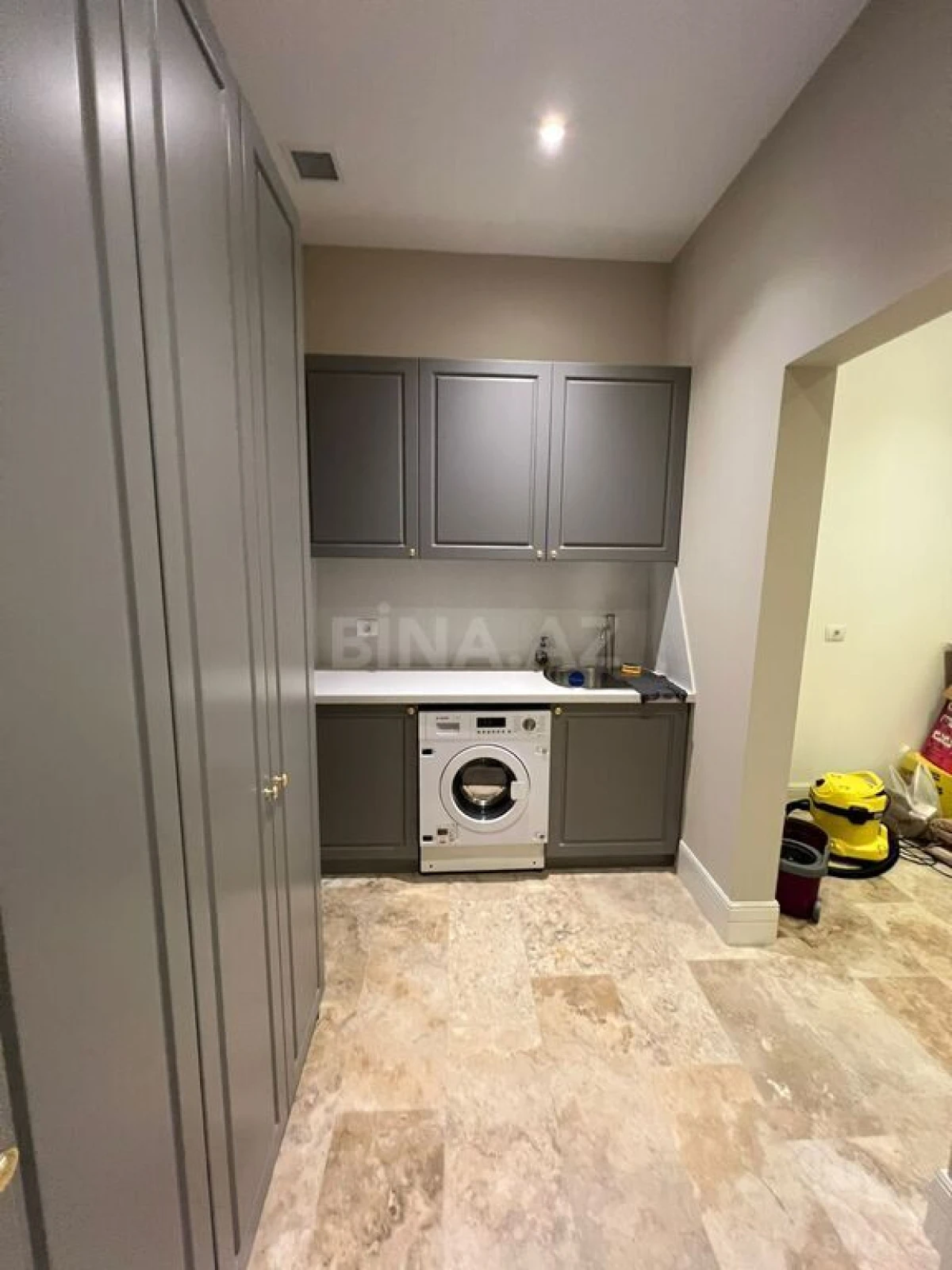 Kirayə verilir 5 otaqlı həyət evi 420 m²