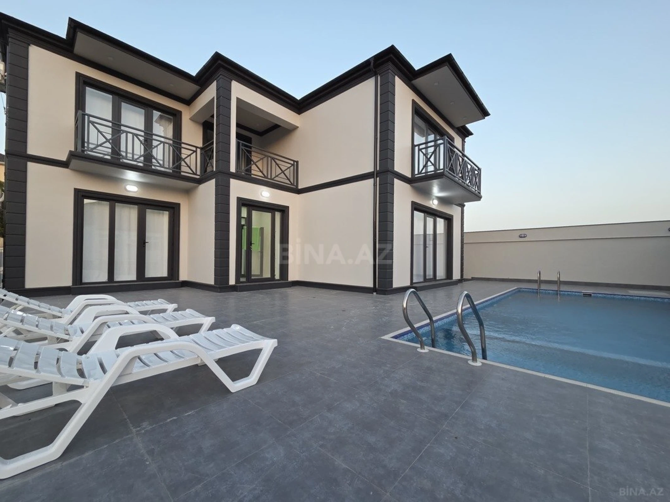 Kirayə verilir 5 otaqlı həyət evi 400 m²
