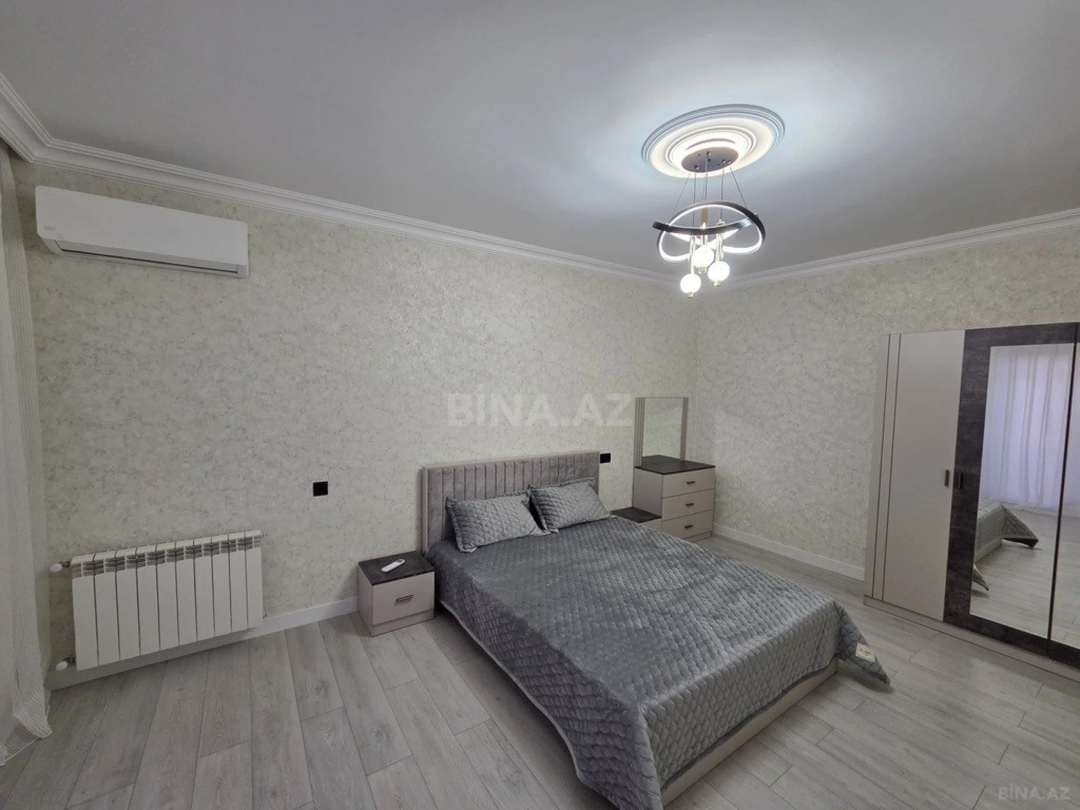 Kirayə verilir 5 otaqlı həyət evi 400 m²