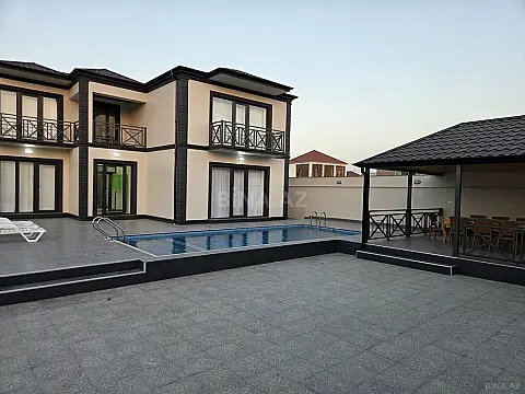 Kirayə verilir 5 otaqlı həyət evi 400 m²