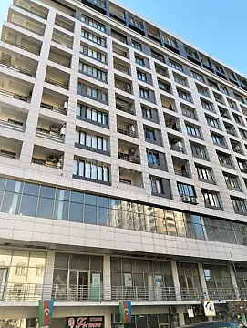 Satılır obyekt 400 m² — Bakı 400.00 m²