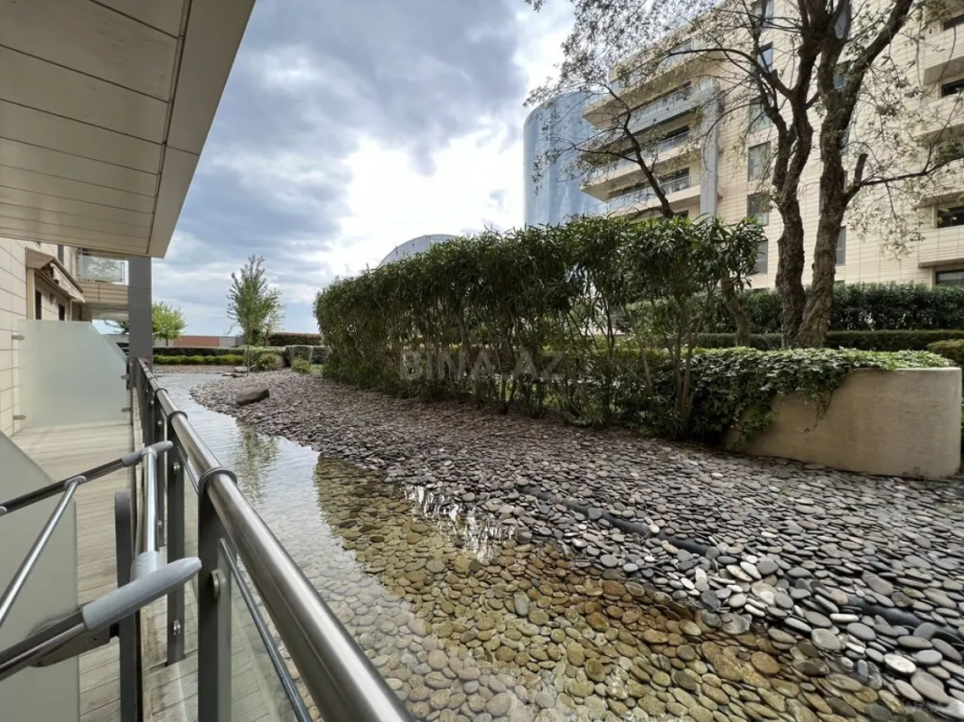 Kirayə verilir 2 otaqlı mənzil 95 m²