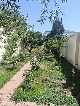 Satılır 5 otaqlı həyət evi 360 m²