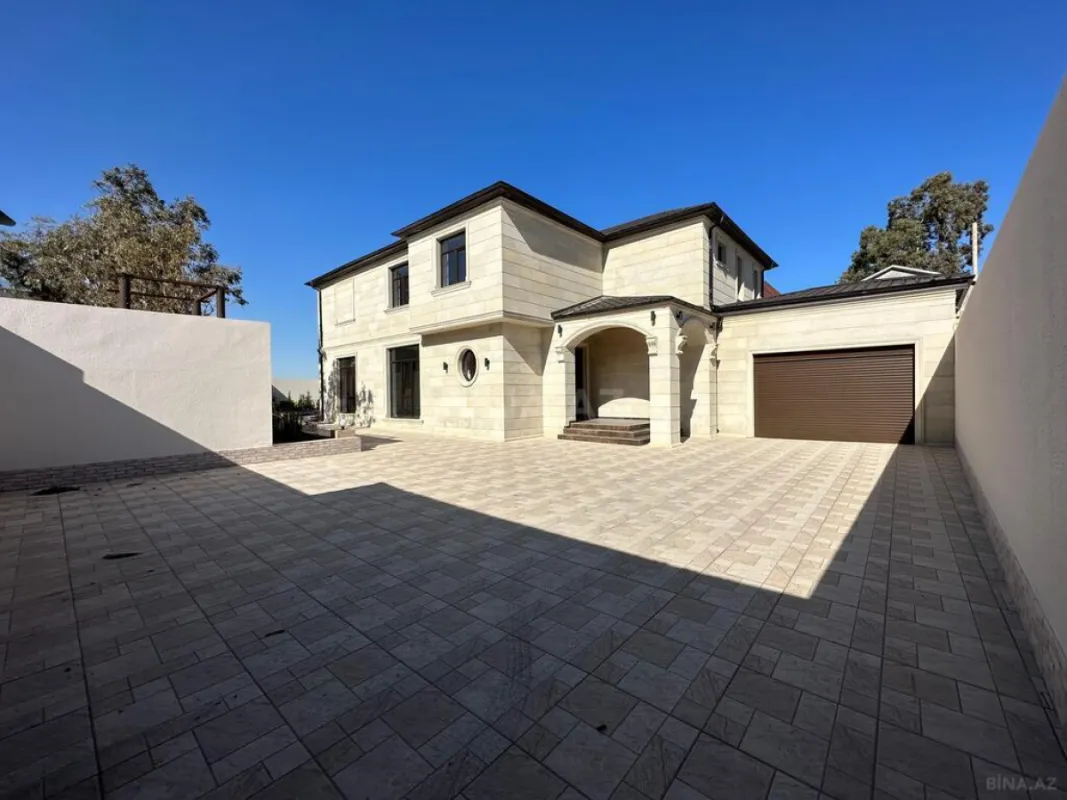 Satılır 7 otaqlı həyət evi 340 m²