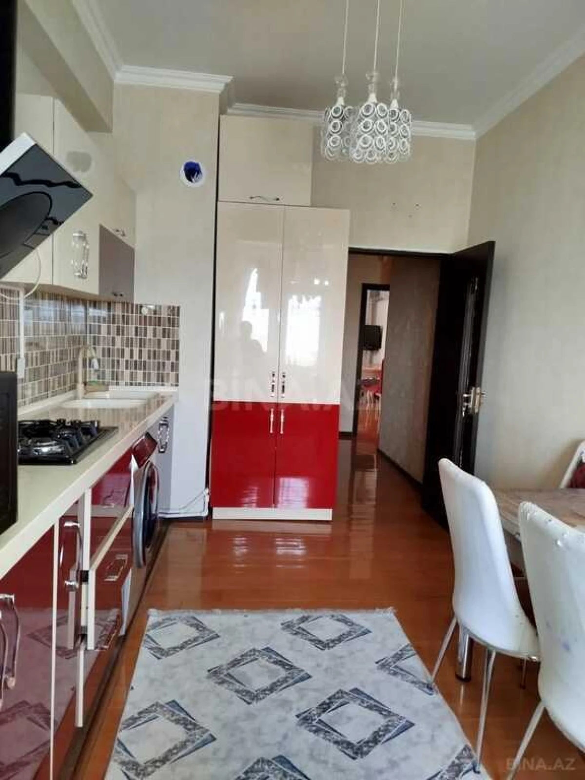 Satılır 3 otaqlı mənzil 91 m²