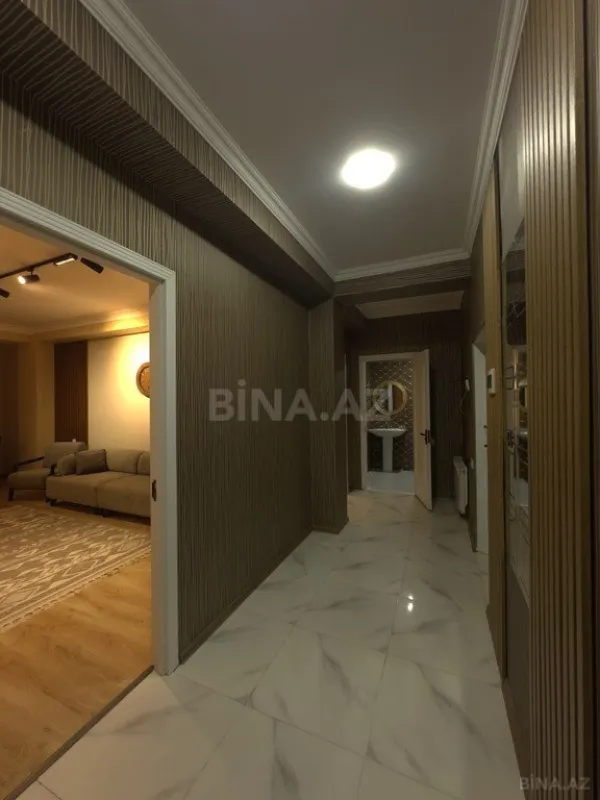 Kirayə verilir 2 otaqlı mənzil 75 m²