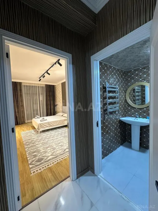 Kirayə verilir 2 otaqlı mənzil 75 m²