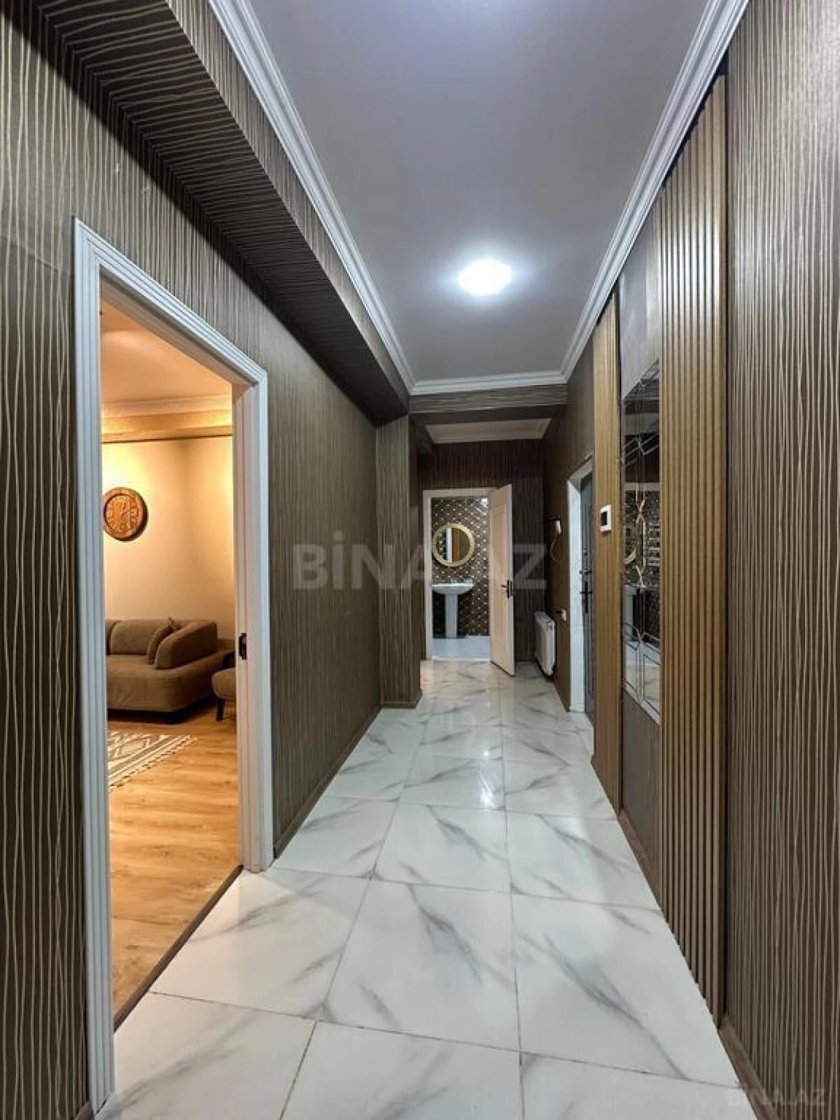 Kirayə verilir 2 otaqlı mənzil 75 m²