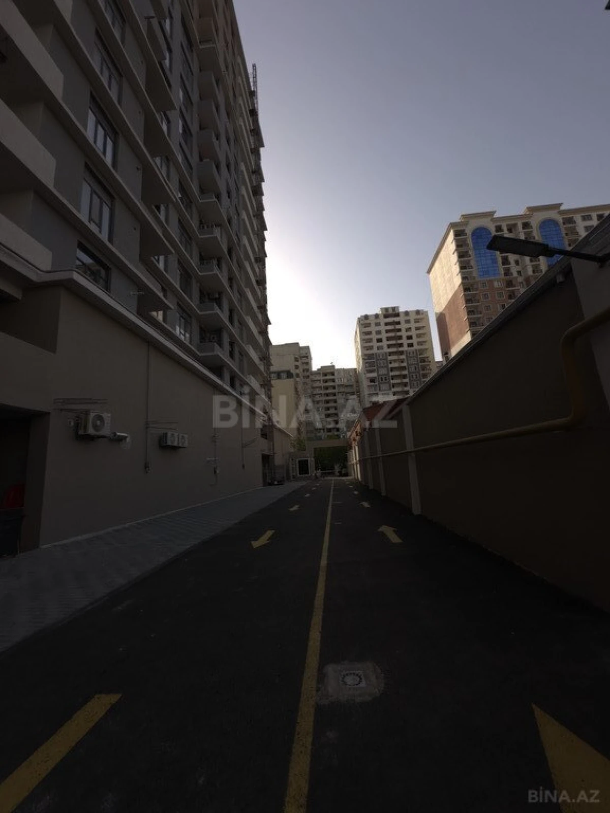 Kirayə verilir 2 otaqlı mənzil 75 m²