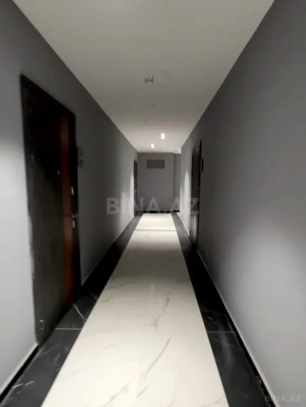 Satılır 3 otaqlı mənzil 158 m²