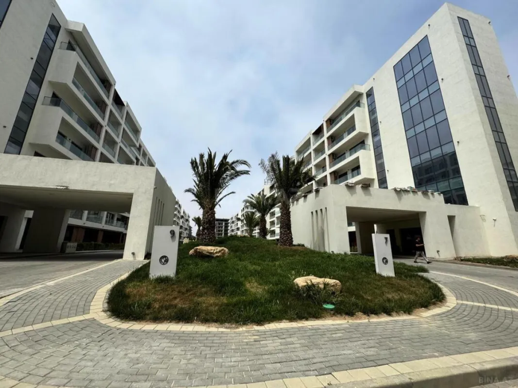 Satılır 3 otaqlı mənzil 158 m²