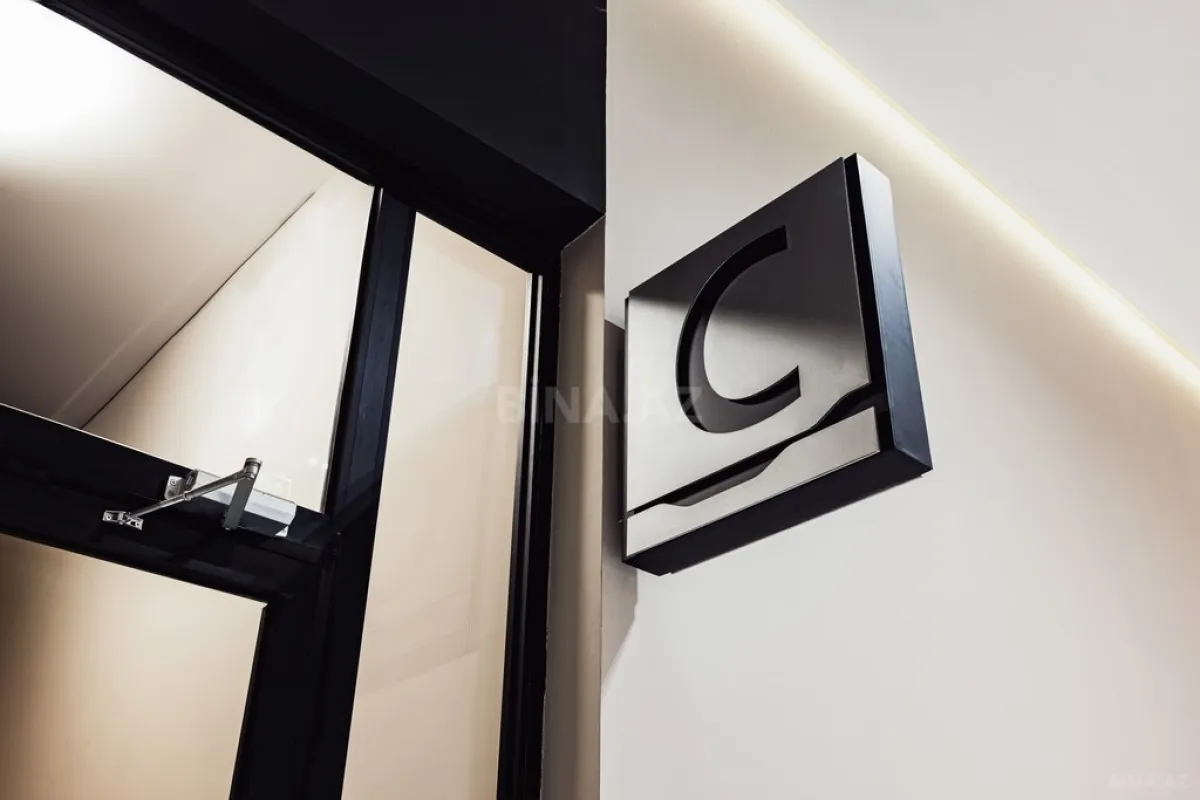 Satılır 3 otaqlı mənzil 150 m²