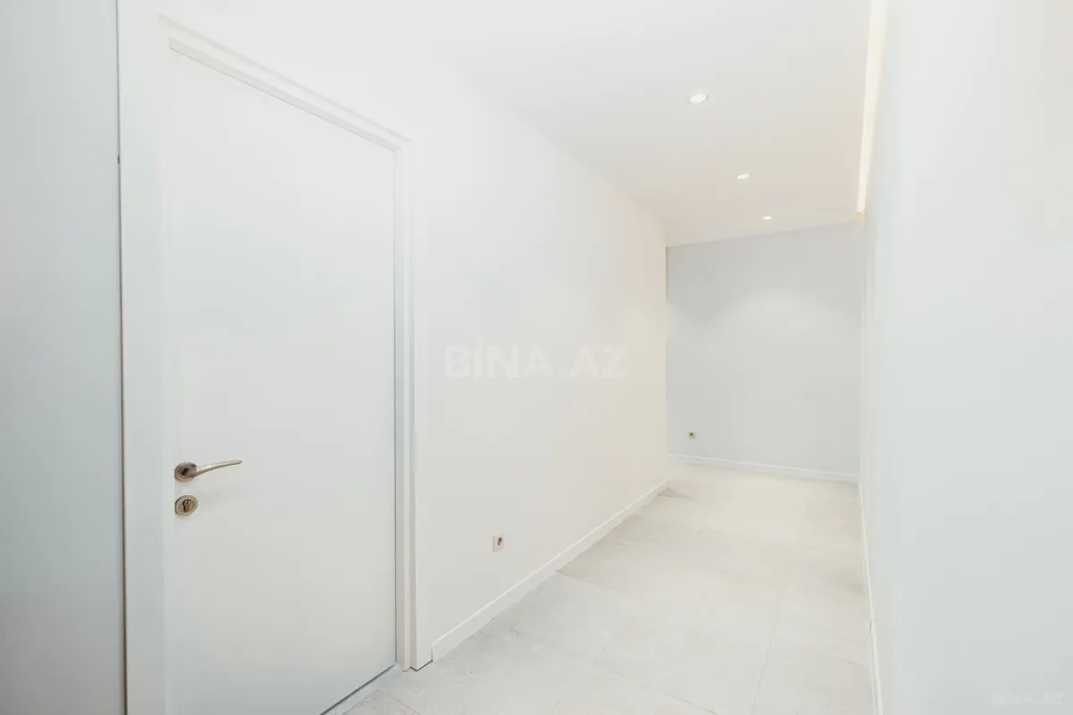 Satılır 3 otaqlı mənzil 150 m²