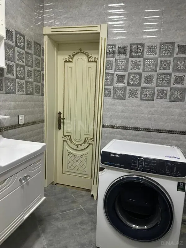 Kirayə verilir 3 otaqlı mənzil 115 m²