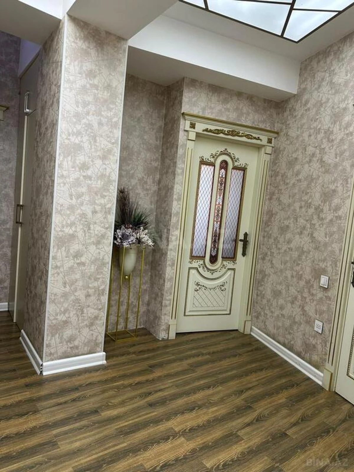 Kirayə verilir 3 otaqlı mənzil 115 m²