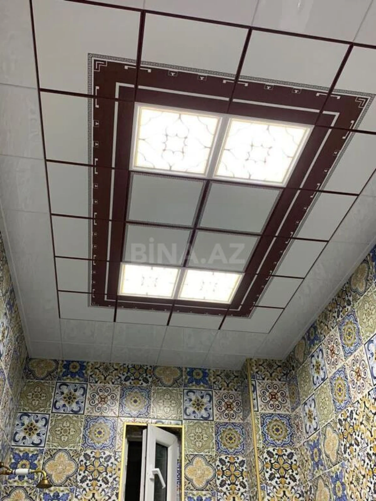 Satılır 6 otaqlı həyət evi 300 m²