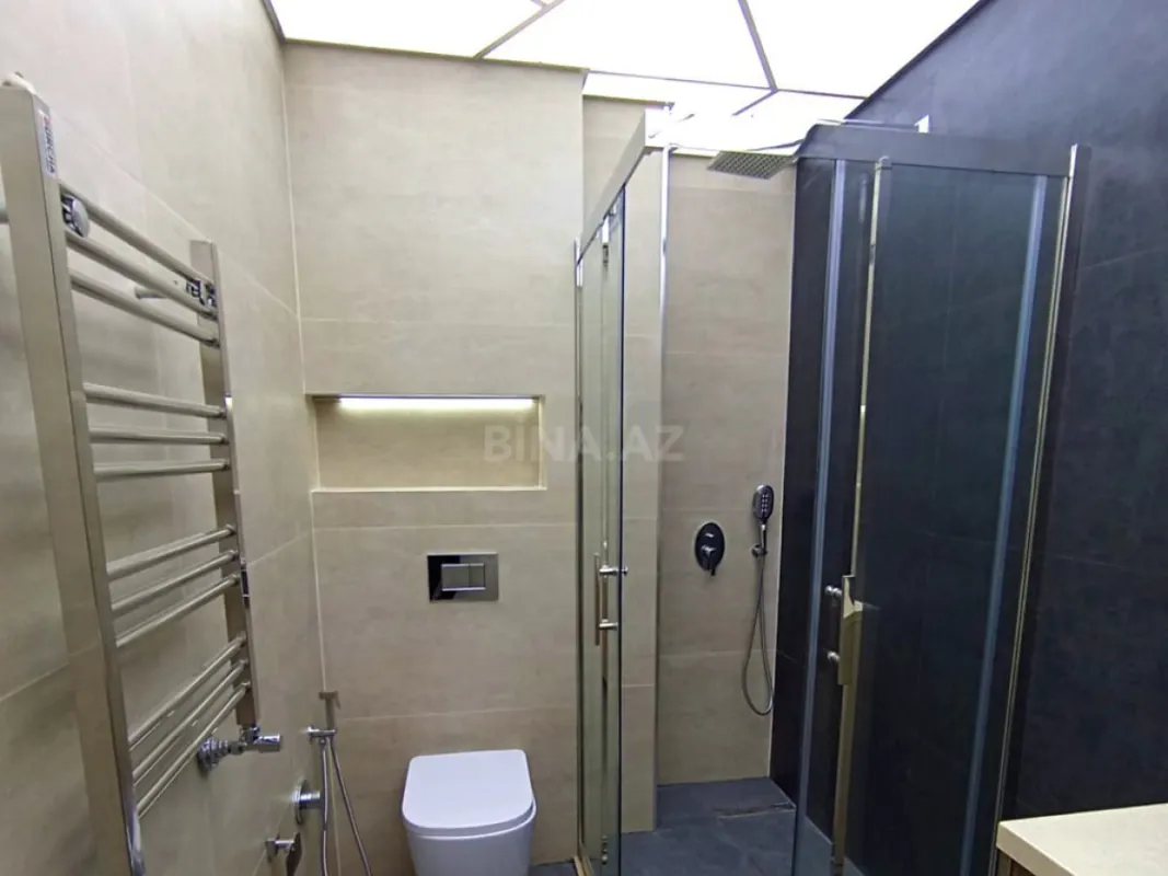 Satılır 3 otaqlı mənzil 119 m²