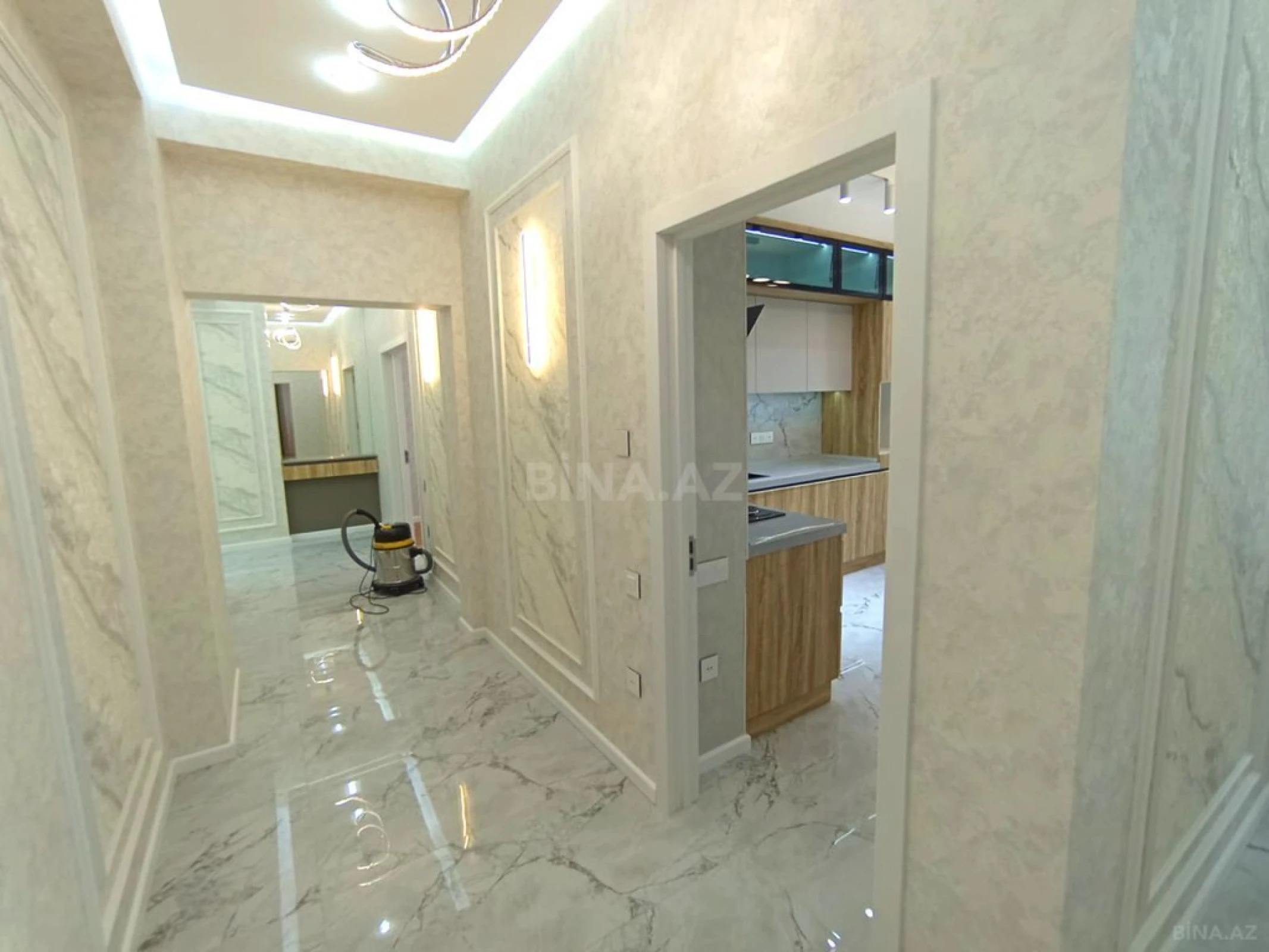 Satılır 3 otaqlı mənzil 119 m²
