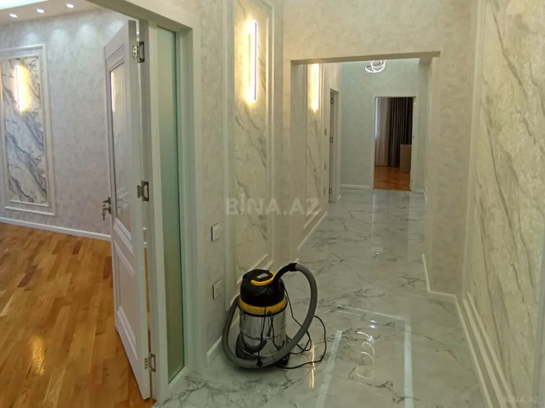 Satılır 3 otaqlı mənzil 119 m²