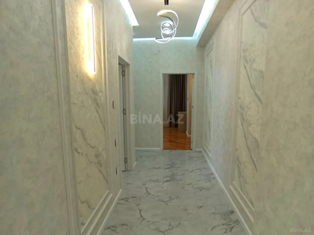 Satılır 3 otaqlı mənzil 119 m²